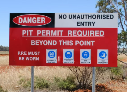 mining blast board sign