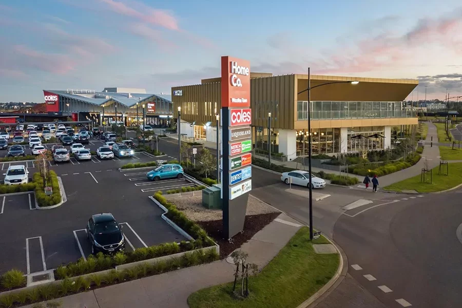 retail store signage